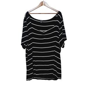 Torrid Short Sleeve Top Soft Rayon Blend Black Striped Size 5 Nautical Casual